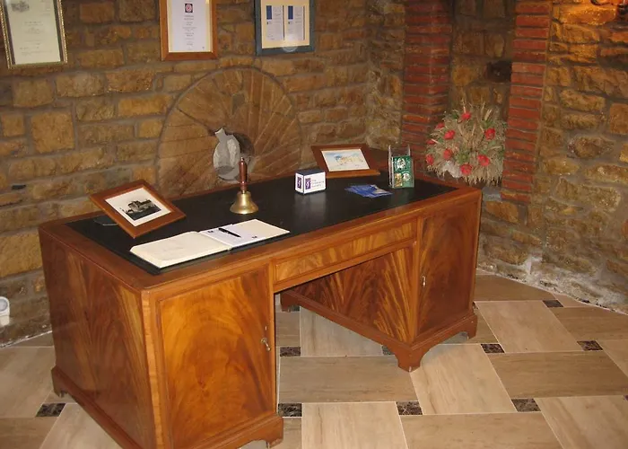 Vivers Mill بيكرينغ